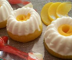 Kokospudding mit Mandelmilch mit Fruchtboden VEGAN