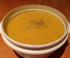 Karotten-Kartoffel-Suppe (WW-geeignet)