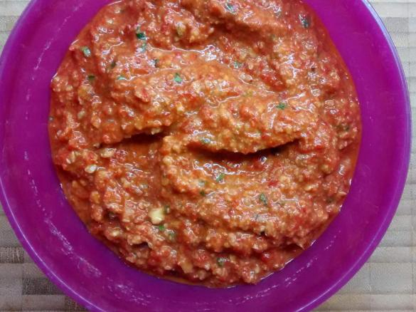 Walnuss Paprika Aufstrich vegan