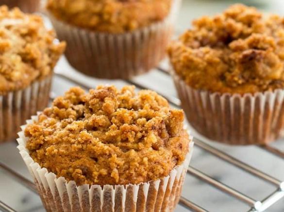 saftige Apfel Crumble Muffins - Apfelmuffins mit Streuseln