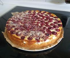 Variation Gebackene Quark-Schmand-Torte mit Süßkirschen