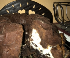 Variation Schokoladenkuchen mit Käsekuchenfüllung