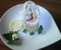 Kräuter Bisquitrolle mit Lachs