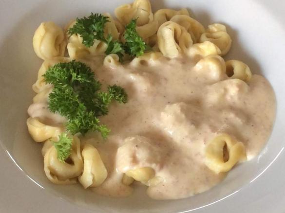 Schinken-Sahne Soße