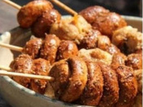 Vietnamesische Champignon-Spieße