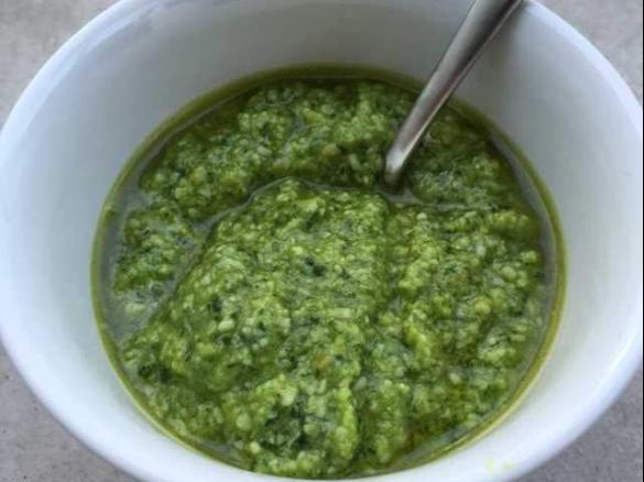 Basilikum-Pesto - frisch