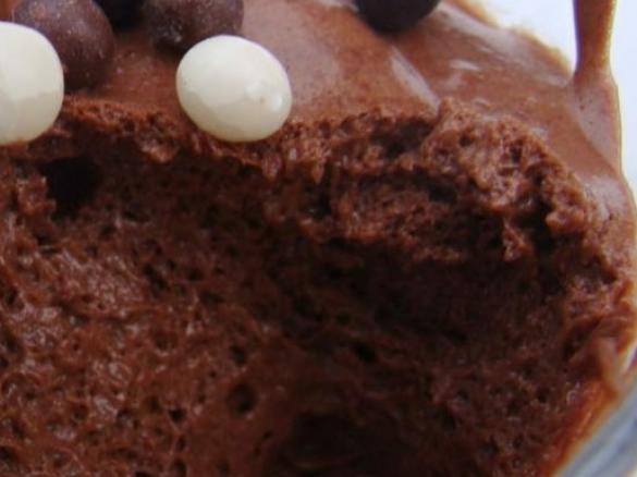 MOUSSE AU CHOCOLAT MAGIQUE