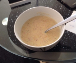 Variation von Zucchinicremesuppe Rezept des Tages vom 5.9.2014