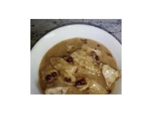 Hähnchenbrust in Preiselbeersahne