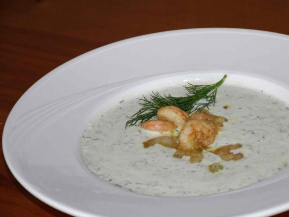 Gurkensuppe für heiße Tage