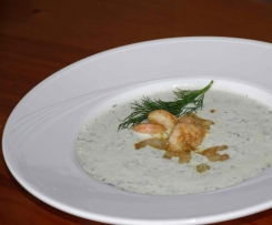 Gurkensuppe für heiße Tage