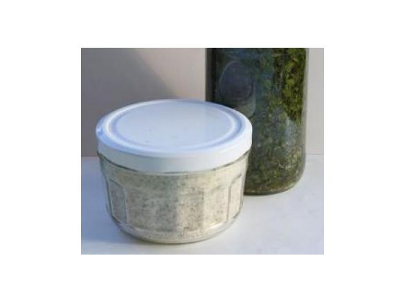 Zitronenmelissenzucker