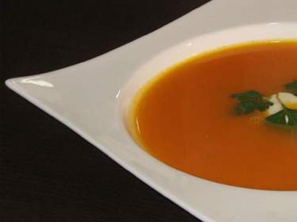 Low Carb Kokos-Karottencremesuppe