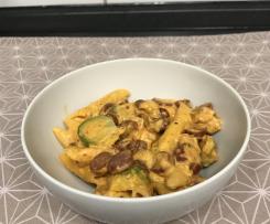 Pikante Pasta mit Kabanossi und Rosenkohl