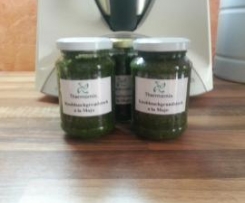 Variation von Knoblauchgrundstock a la Majo "hot"