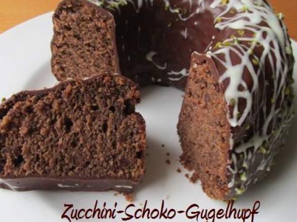 Zucchini-Schoko-Gugelhupf