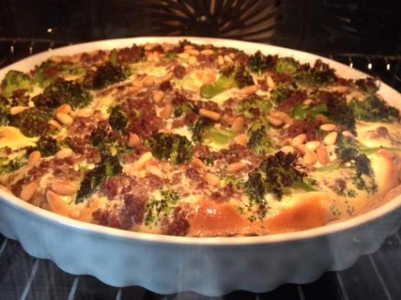 Brokkoli-Hackfleisch Quiche