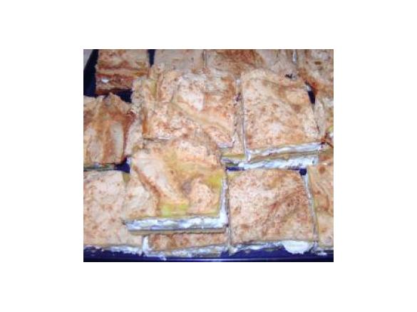 Friedas Bananensahne mit Baiserhaube