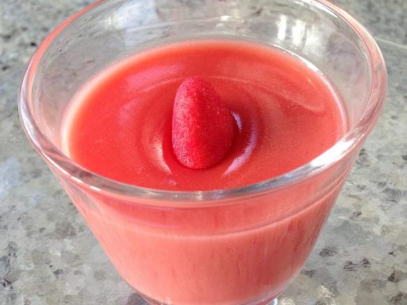 Schaumerdbeerpudding