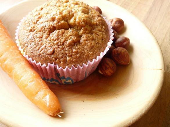 Variation von Frühstücks-Muffins (mit Vollkornanteil)