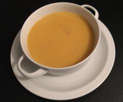 Kürbiscremesuppe Butternuss mit Erdnussbutter  WW geeignet