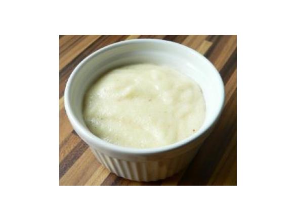 Mandel-Grießpudding