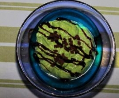 Basilikumcreme mit Balsamico und Schokolade