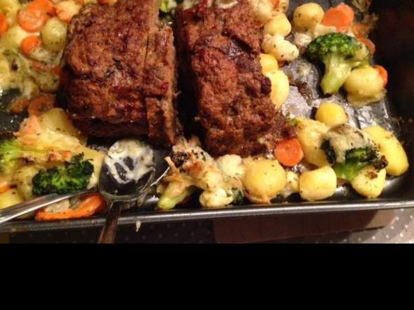 Falscher Hase Siziliana // Hackbraten mit gebratenem Gemüsegefüllt