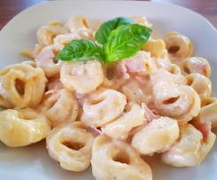 Tortellini alla Panna