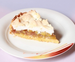 Rhabarberkuchen mit Baiserhaube