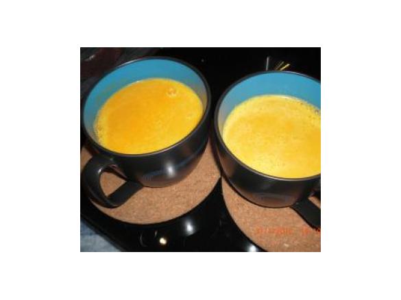 Karotten-Frischkäse-Suppe