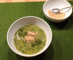 Grünkohlsuppe mit kokosmilch