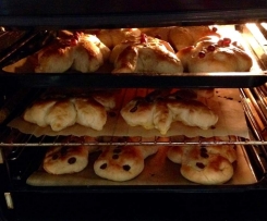 Hefezopf mit Rosinen oder Klosamännle