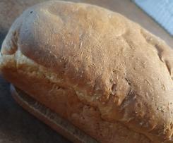 Brot mit Holunderblüten