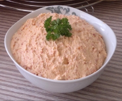Ruck-Zuck Dip mit getrockneten Tomaten
