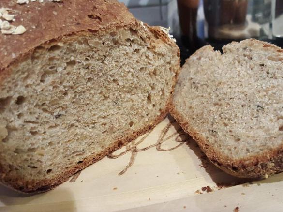 Weizenmischbrot aus dem Römertopf