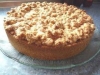 Apfelkuchen mit Sahneguss und Nussstreusel