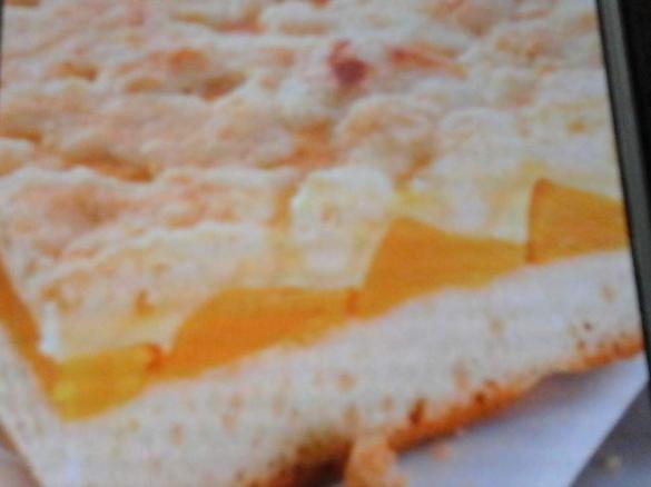 Pfirsich-Streusel-Käsekuchen
