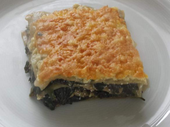 Gemüselasagne mit Brennnesel, Bärlauch und Brunnenkresse