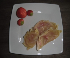 Russische Teigtaschen mit Erdbeeren ( Wareniki )