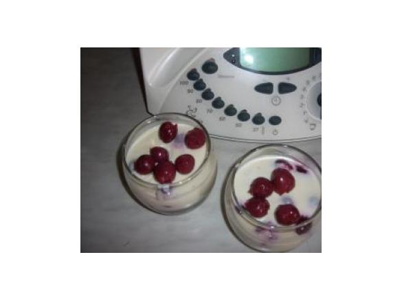 René s Quark-Schokolade in Gläser