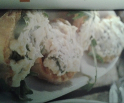 Bruschetta mit Huhn-Rucola-Creme