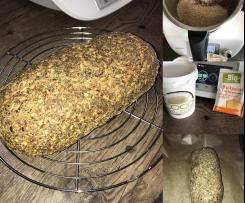 Low Carb Brot (vegan) mit Kruste