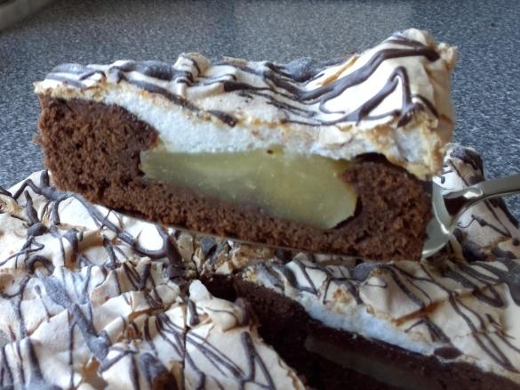 Schoko-Birnentorte mit Baiser