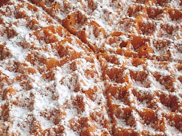 Goldbraune knusprig- saftige Waffeln