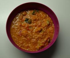 Veganer Eintopf mit Quinoa und Kokosmilch, leicht scharf