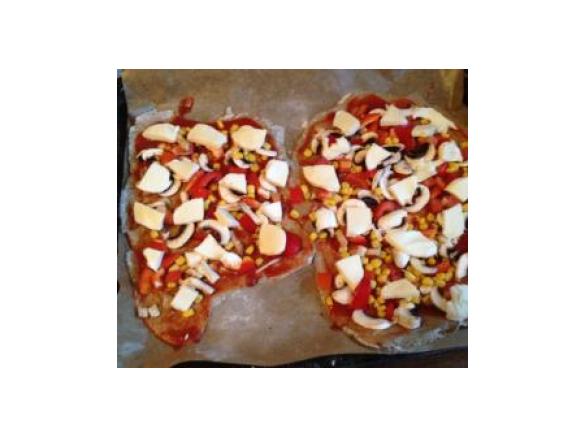 Pizzateig aus Roggenmehl (MB-tauglich; Rezept auch m. Belag )