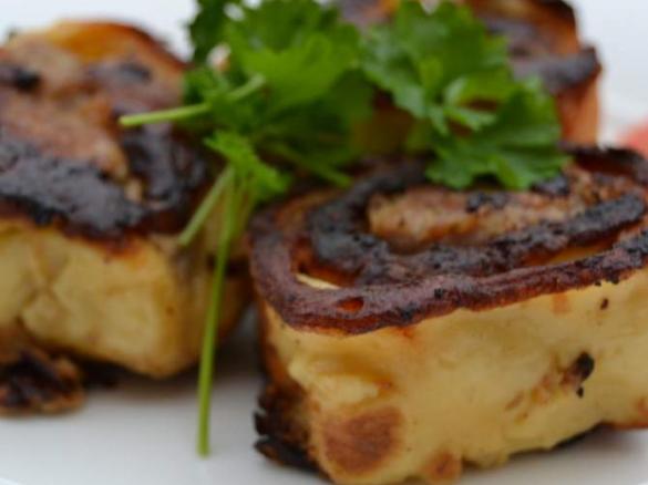 Frikadellen im Pfannkuchenteig