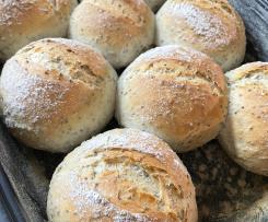 Dinkel-Chia Brötchen