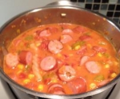 Würstchengulasch mit Mais -all in-Rezept-